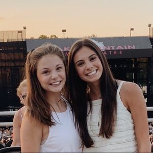 Meet your Posher, Mallory